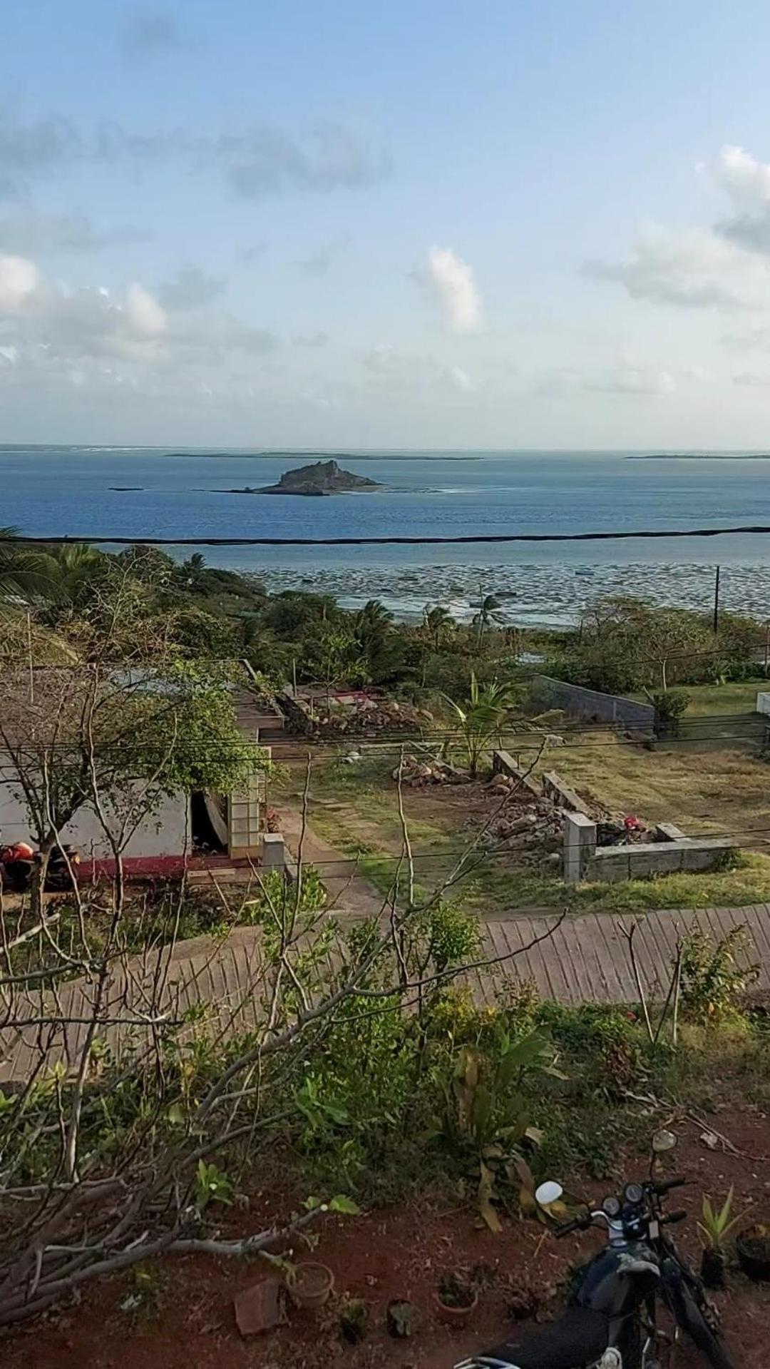 Ocean Viewpoint Lodge พอร์ตมาตูริน ภายนอก รูปภาพ